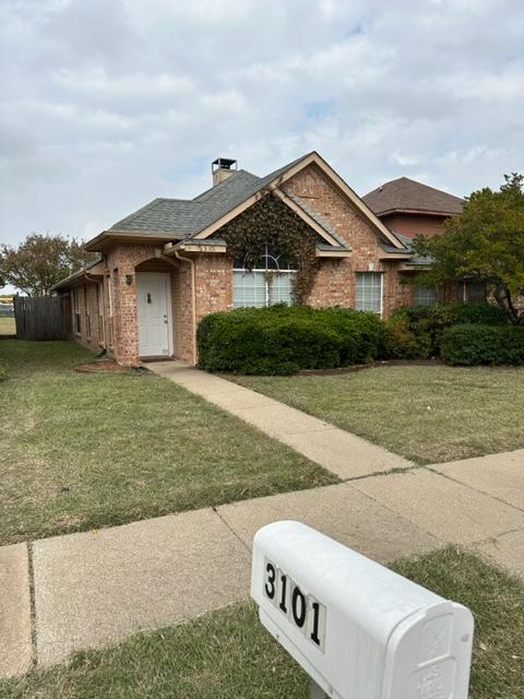 3101 SARAH DR