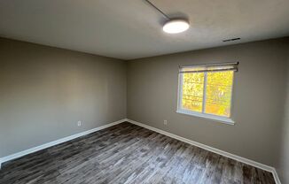 2 beds, 1 bath, $910, Unit Unit 3B