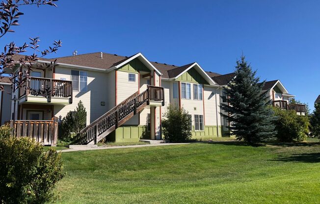 Spacious 3-Bedroom Condo with Bridger Views in West Bozeman!