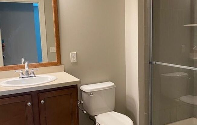 2 beds, 2 baths, 1,140 sqft, $2,424, Unit 3204