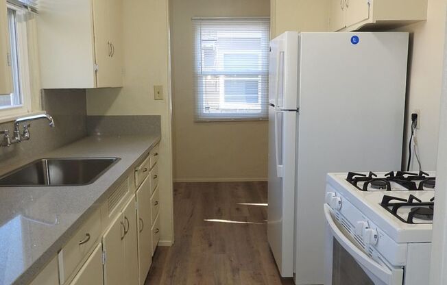 1 bed, 1 bath, $2,500, Unit 4952