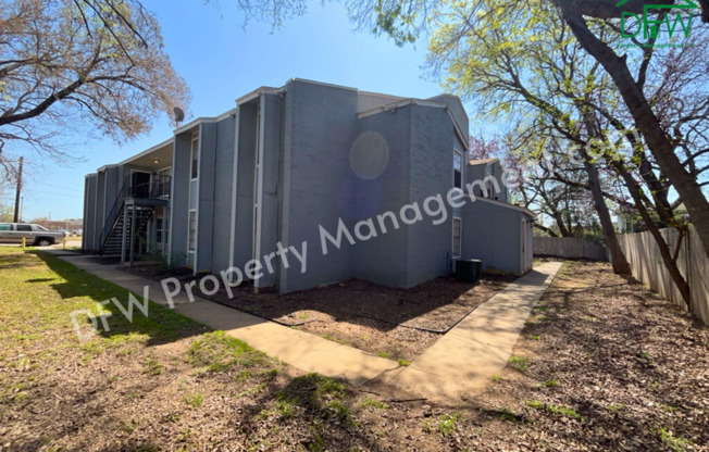 Modern 1-Bedroom Apartment Near UNT