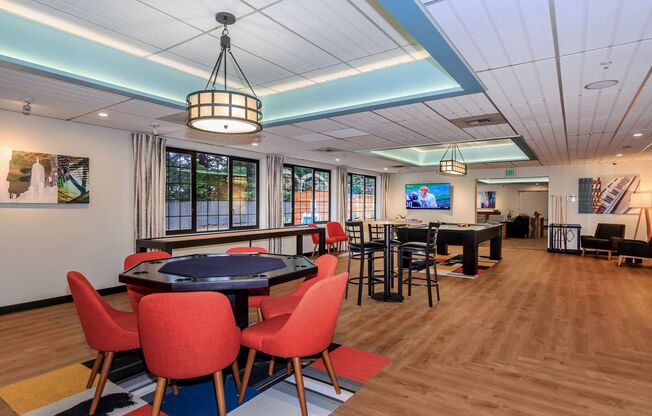 2 beds, 1 bath, 950 sqft, $2,195, Unit 107