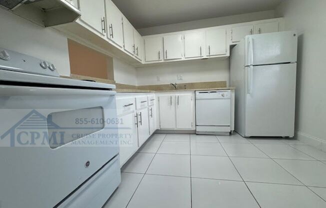 2 beds, 2 baths, 986 sqft, $2,350, Unit V218