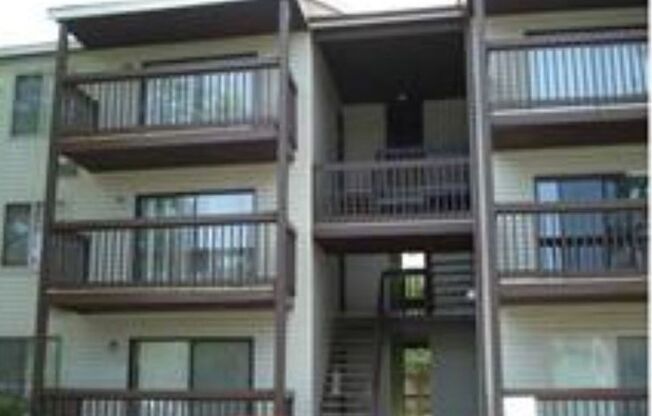 1 bed, 1 bath, $1,275