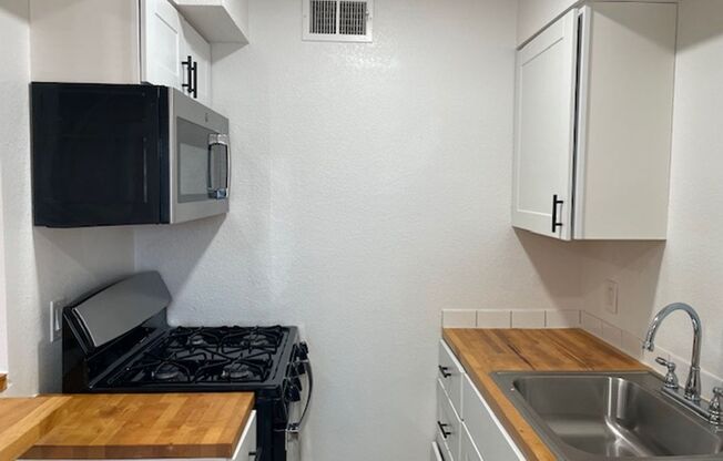 6801 E. Cheery Lynn Rd