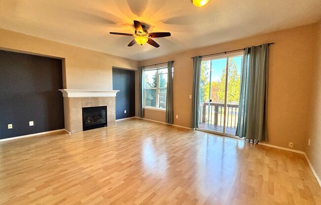 Update 3 Bedroom Home in Beaverton!