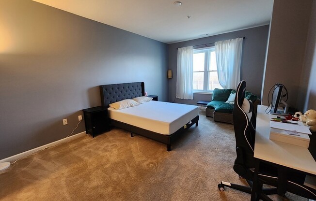 130 University Ave Unit 2303