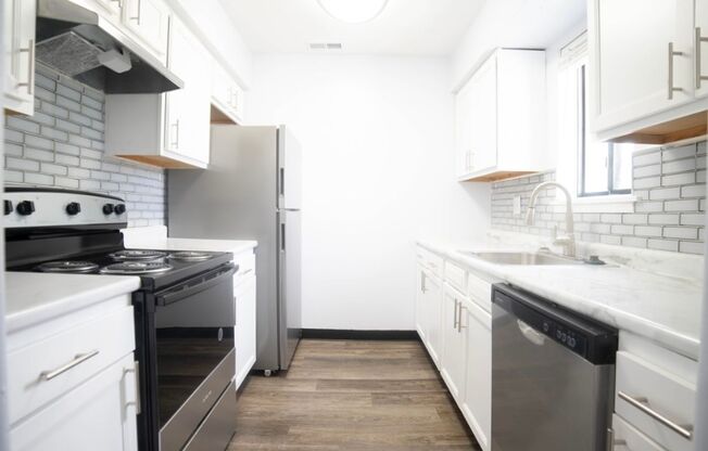 2 beds, 2 baths, 1,217 sqft, $1,290, Unit 55-3024