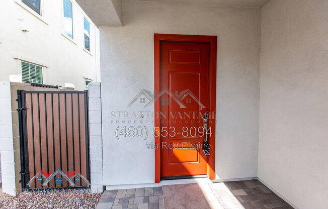 3 beds, 2.5 baths, 1,958 sqft, $3,100