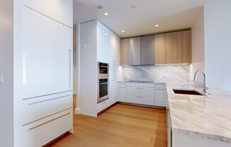2 beds, 2 baths, 1,675 sqft, $11,000, Unit 3709