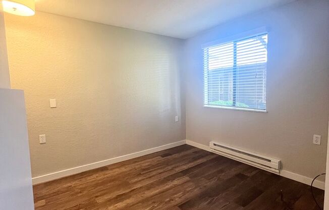 1 bed, 1 bath, 480 sqft, $1,450, Unit 106