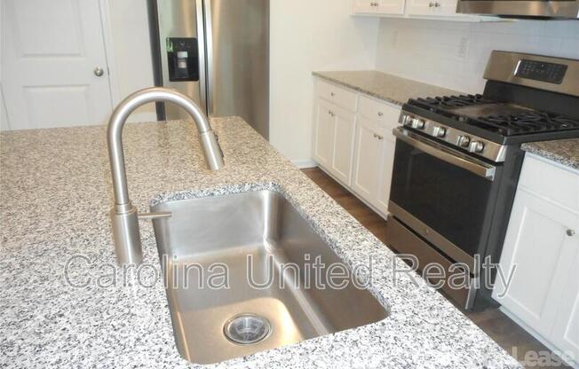 758 EARHART ST NW
