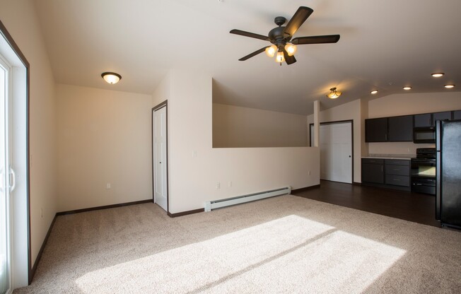 3 beds, 2 baths, 1,201 sqft, $1,550, Unit SB 445-08