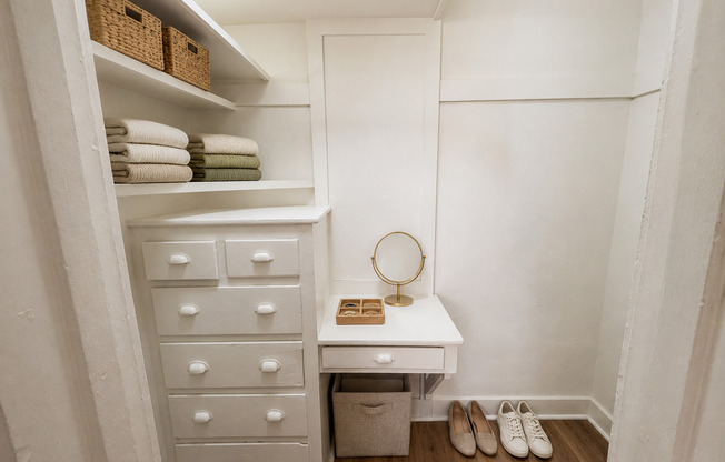 Studio, 1 bath, $1,154, Unit 113