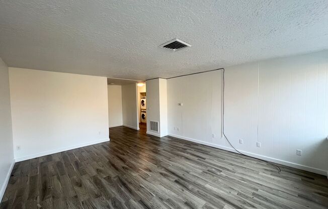 2 beds, 1.5 baths, 728 sqft, $1,700, Unit 308