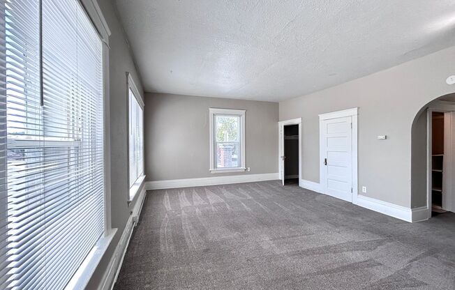 Studio, 1 bath, 500 sqft, $1,095, Unit 08