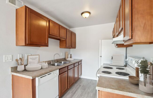 1 bed, 1 bath, 530 sqft, $949, Unit 1G