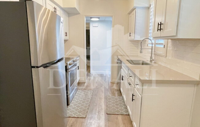 1 bed, 1 bath, 869 sqft, $1,700, Unit 204
