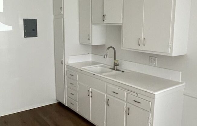 APT 1970 BEACHWOOD (RSO)