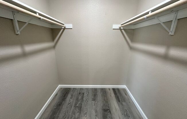 1 bed, 1 bath, 714 sqft, $1,475, Unit 123B