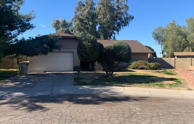 Spacious 3 Bed 2.5 Bath in Glendale