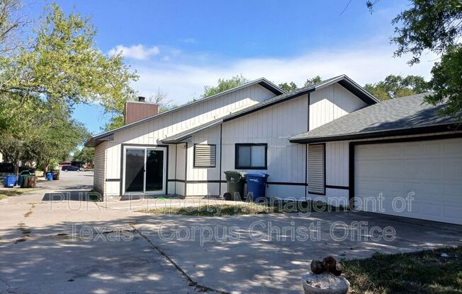 4033 SANDY HOLW CRK DR