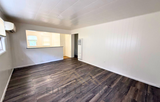 1258 SW Clay