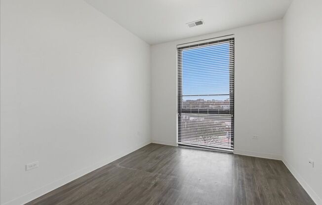 2 beds, 2 baths, 890 sqft, $2,980, Unit 406