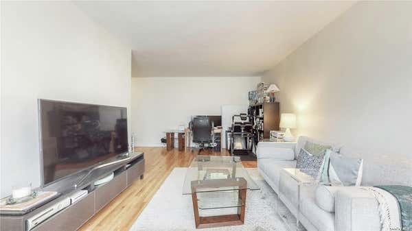 1 bed, 1 bath, 684 sqft, $2,300, Unit 3I