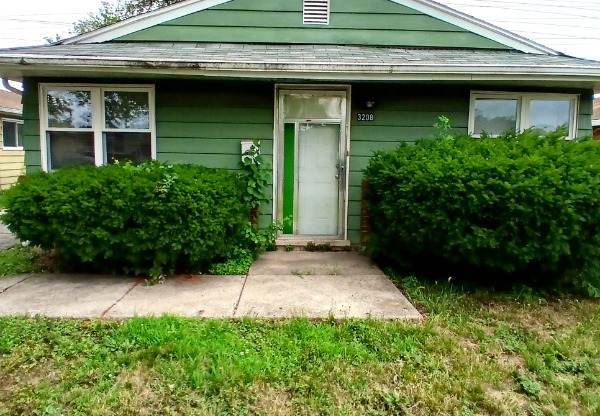 3208 NELSON AVE