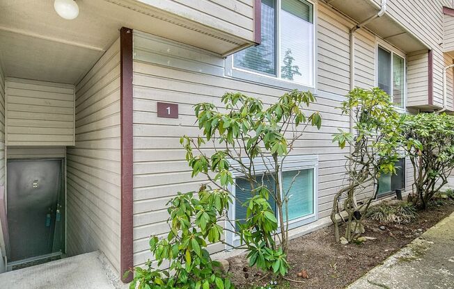 Remodeled Condo Near Microsoft