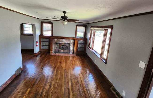 19417 MOHAWK AVE