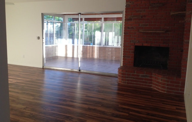 Beautiful Canyon View Home on a Cul de Sac