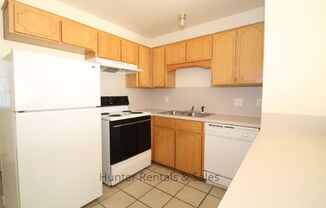 2 beds, 1.5 baths, $775