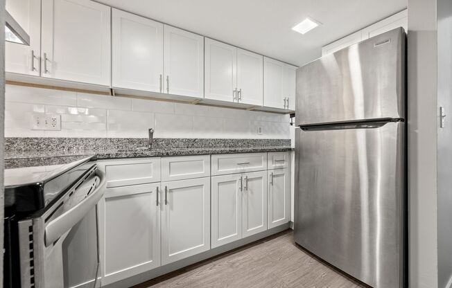 1 bed, 1 bath, 690 sqft, $1,750, Unit 1.0BD/1.0BA - Briarwood Hills