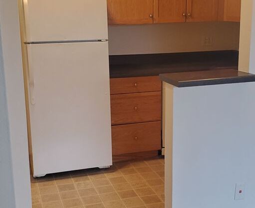 1 bed, 1 bath, 625 sqft, $760, Unit 9745G