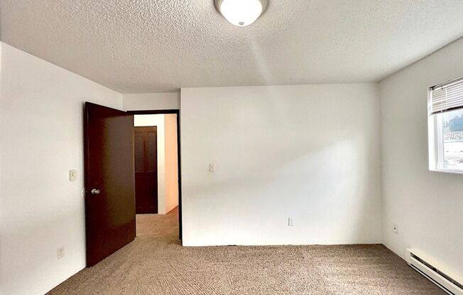 1 bed, 1 bath, 655 sqft, $1,033, Unit A3