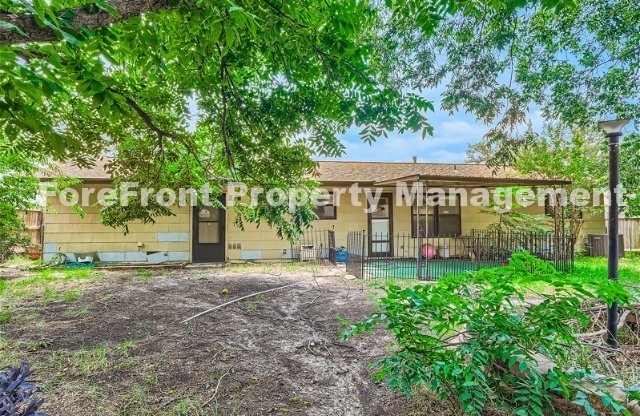 8327 GLN CT