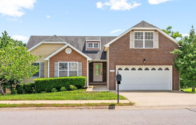 3 Bedroom 2 Bath Pet Friendly Home For Rent Near Post!