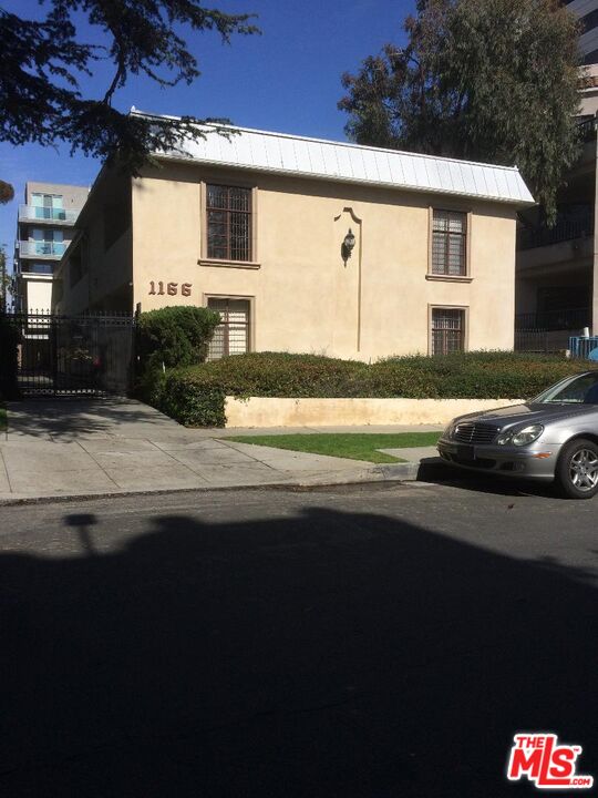 1166 AMHERST AVE