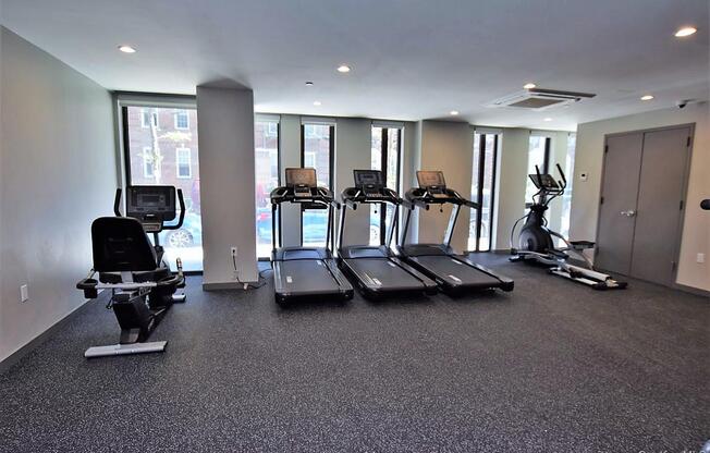 1 bed, 1 bath, 565 sqft, $3,154, Unit 6D