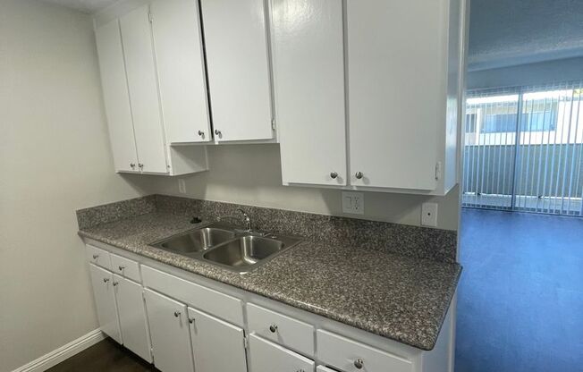 1 bed, 1 bath, 625 sqft, $1,950, Unit 38