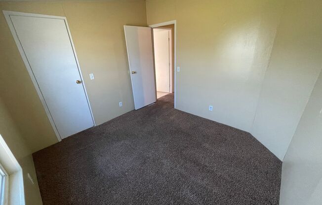 3 beds, 2 baths, $1,695