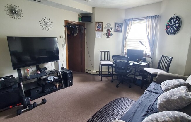 1 bed, 1 bath, 850 sqft, $1,650, Unit 3