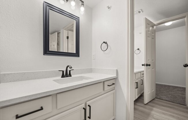 2 beds, 2 baths, $1,495, Unit 2208