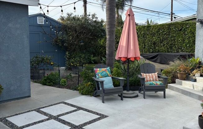 Charming & Private Backhouse Studio in Desirable Long Beach Neighborhood!