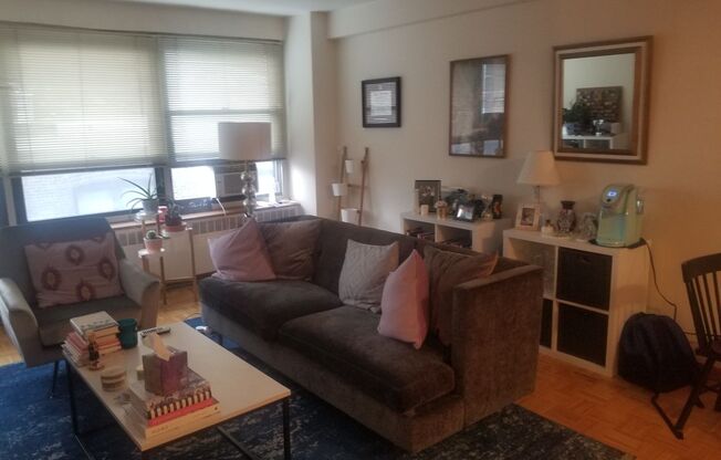 1 bed, 1 bath, 700 sqft, $1,750, Unit 418-0512