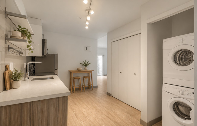 1 bed, 1 bath, 525 sqft, $1,829, Unit 218