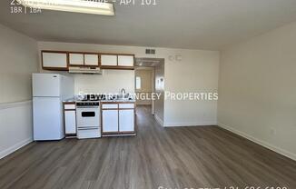 2338 LAKESIDE DR